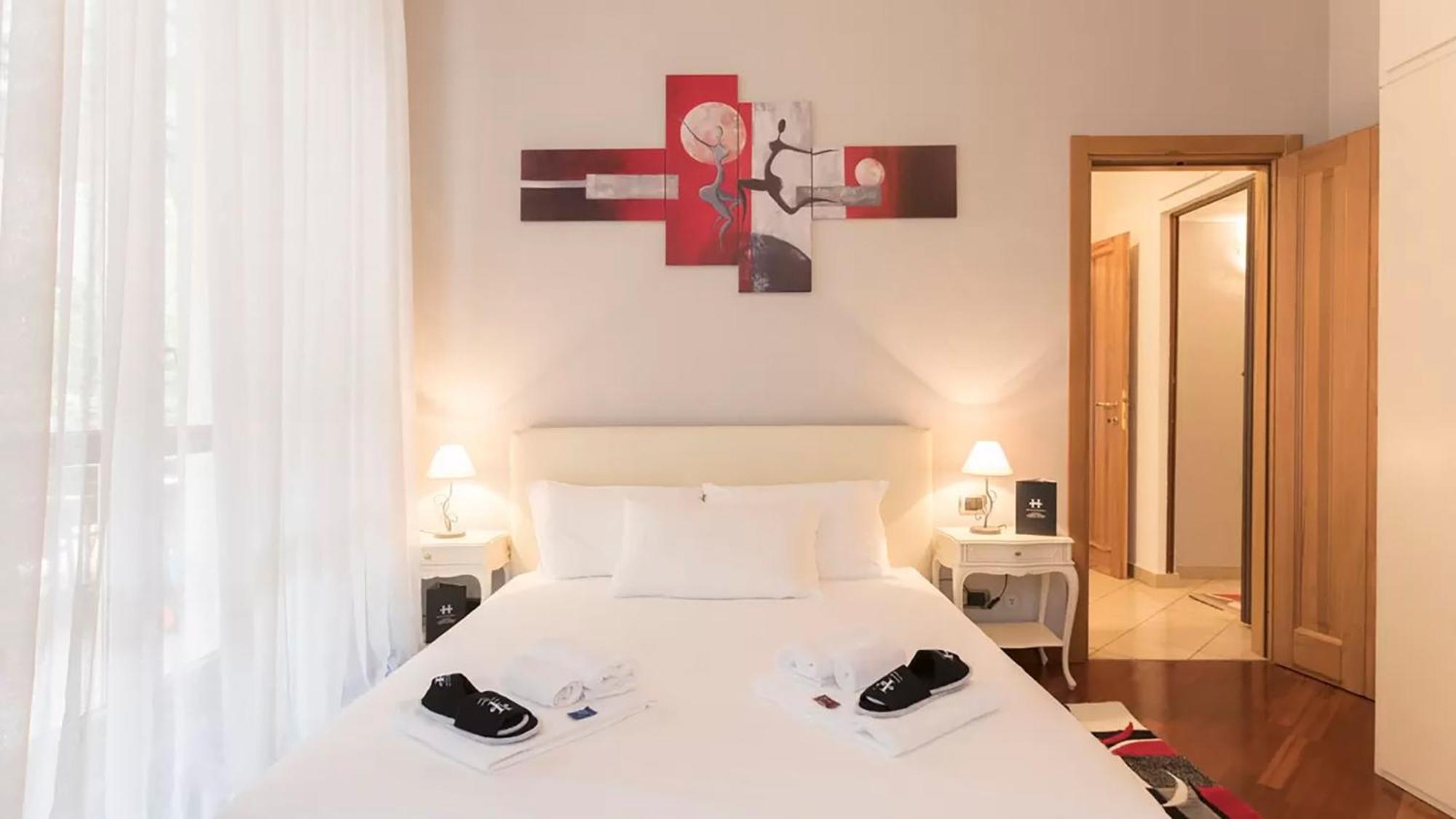Classbnb - Two Apartments 400 Meters From The Duomo Милан Экстерьер фото