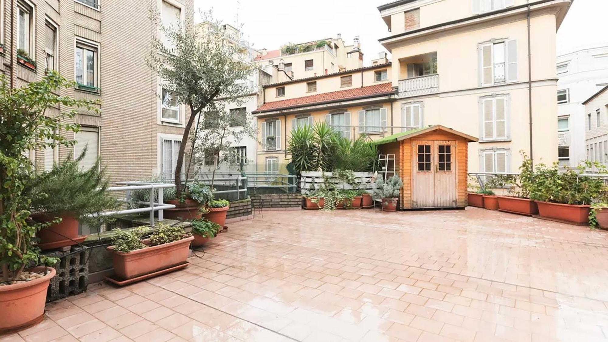 Classbnb - Two Apartments 400 Meters From The Duomo Милан Экстерьер фото